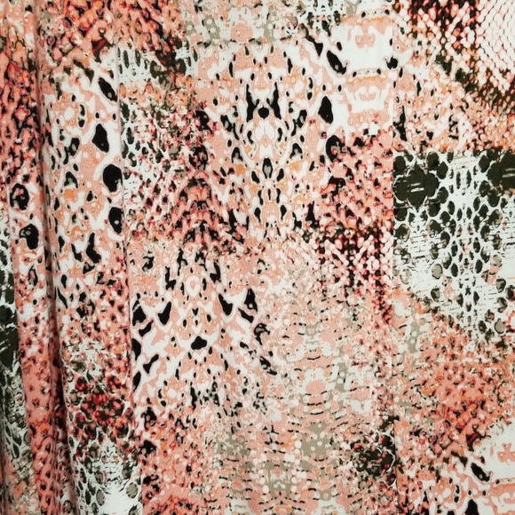 Top - Picture 2 of 5